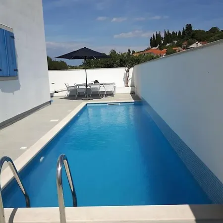Island Brac - Nerežišća