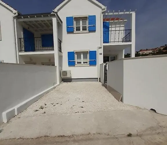 Island Brac -