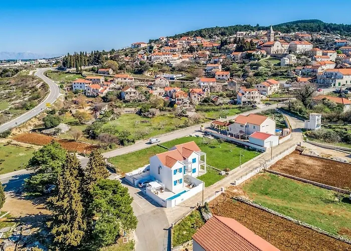 Island Brac - Villa Nerežišće
