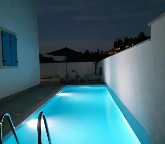 Villa Island Brac - Nerežišće