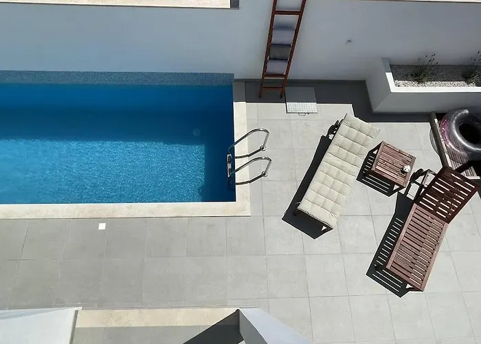 Villa Island Brac -