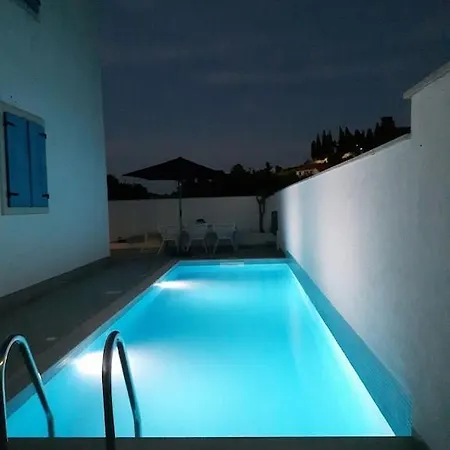 Villa Island Brac - Nerezisca